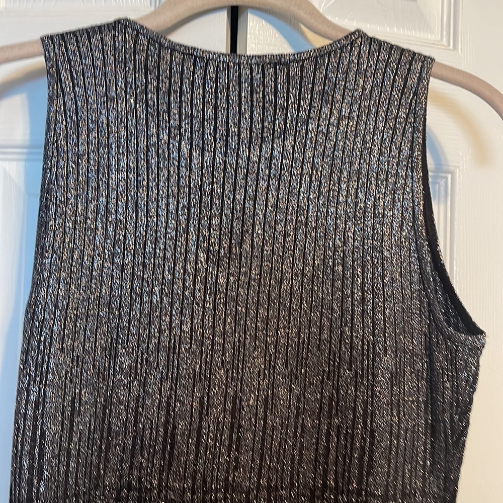 NWT White House Black Markets shimmer Ombre shell sleeveless  shirt size XS - Picture 8 of 8